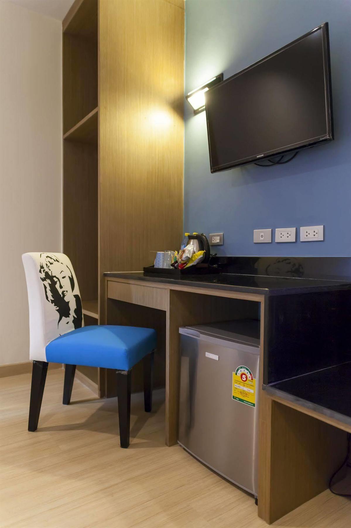 Eleven Avenue Suites Banguecoque Exterior foto