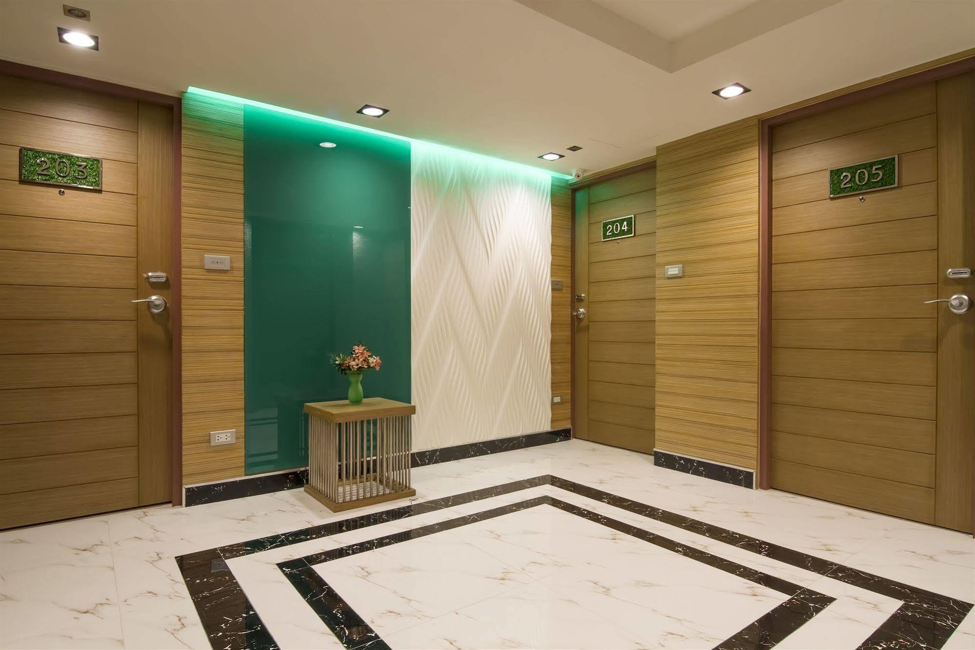 Eleven Avenue Suites Banguecoque Exterior foto